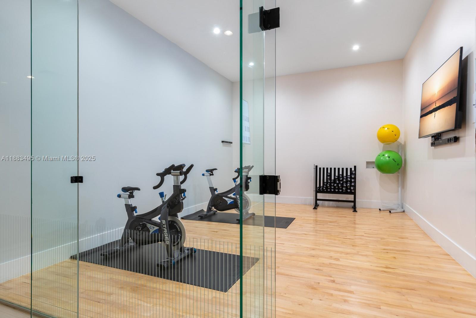 801 Brickell Key Blvd # 1906