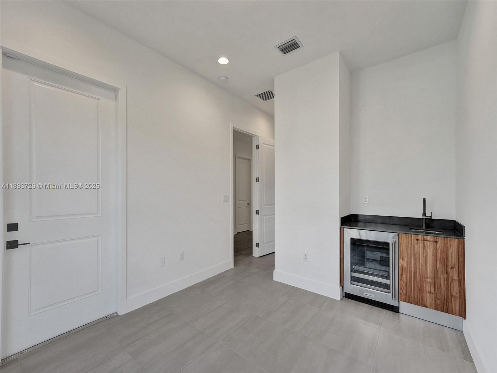 5736 SW 104th Ter # 5736