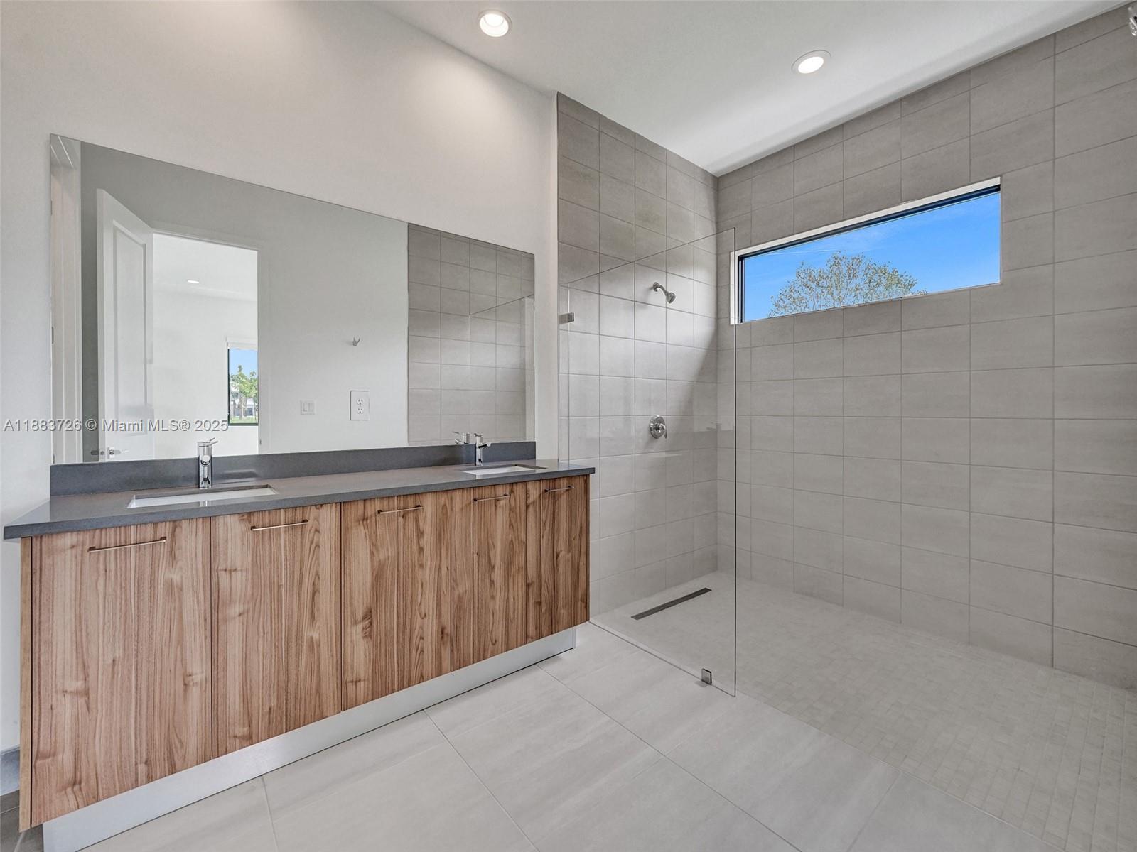 5736 SW 104th Ter # 5736