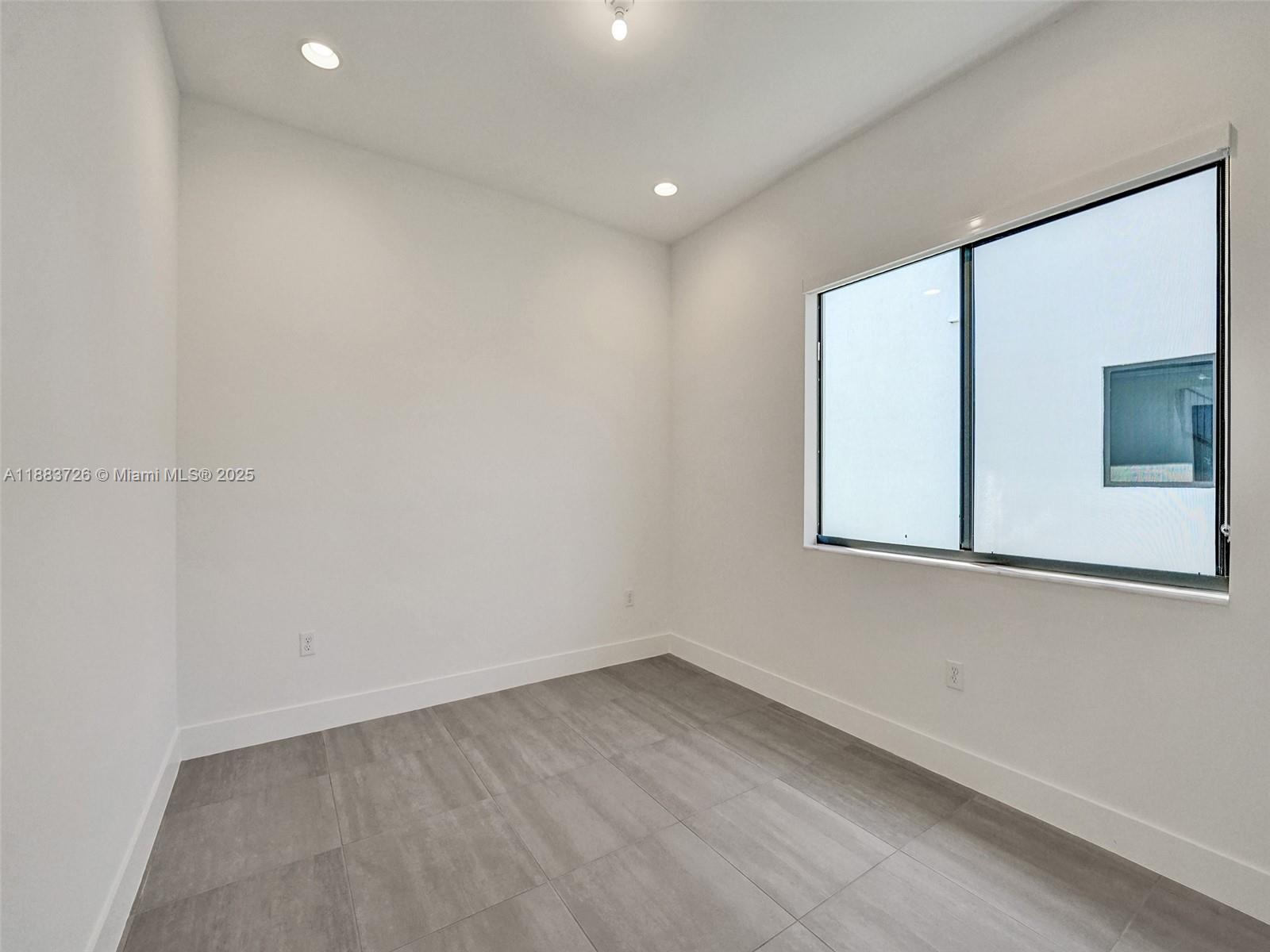 5736 SW 104th Ter # 5736