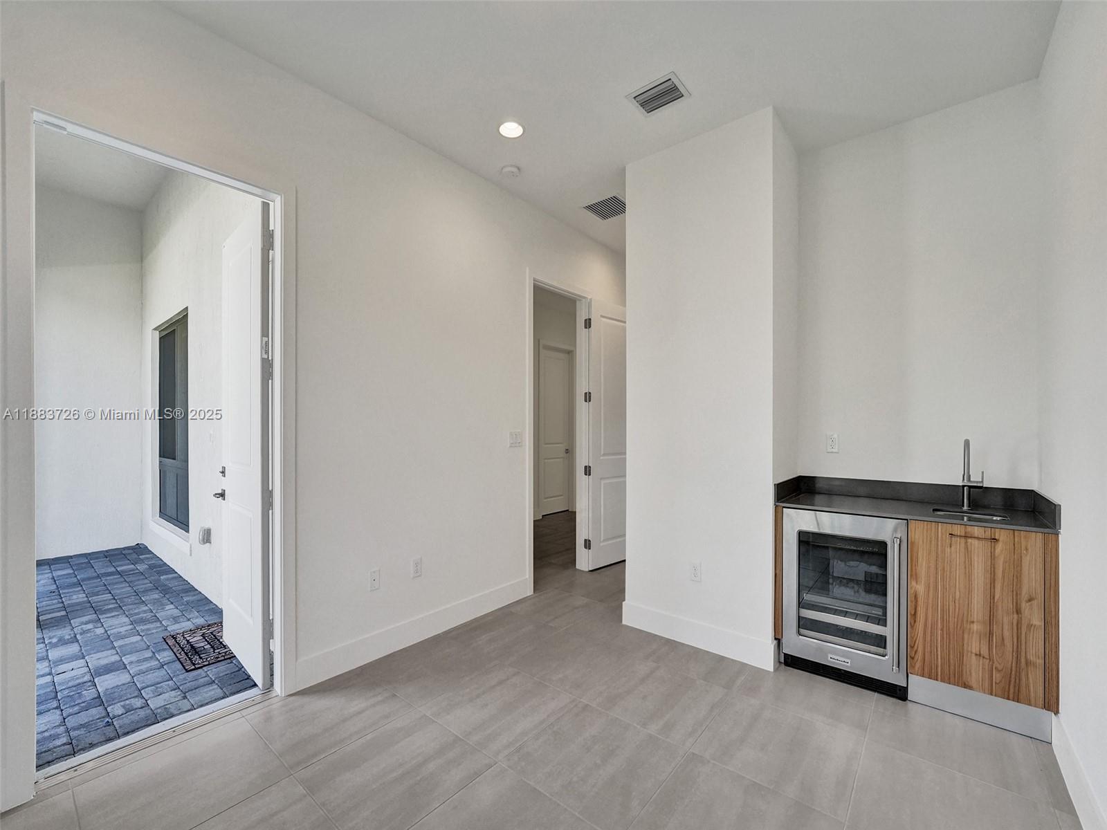 5736 SW 104th Ter # 5736