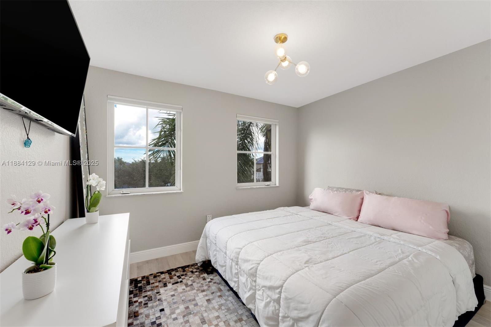 4381 SW 160th Ave # 208