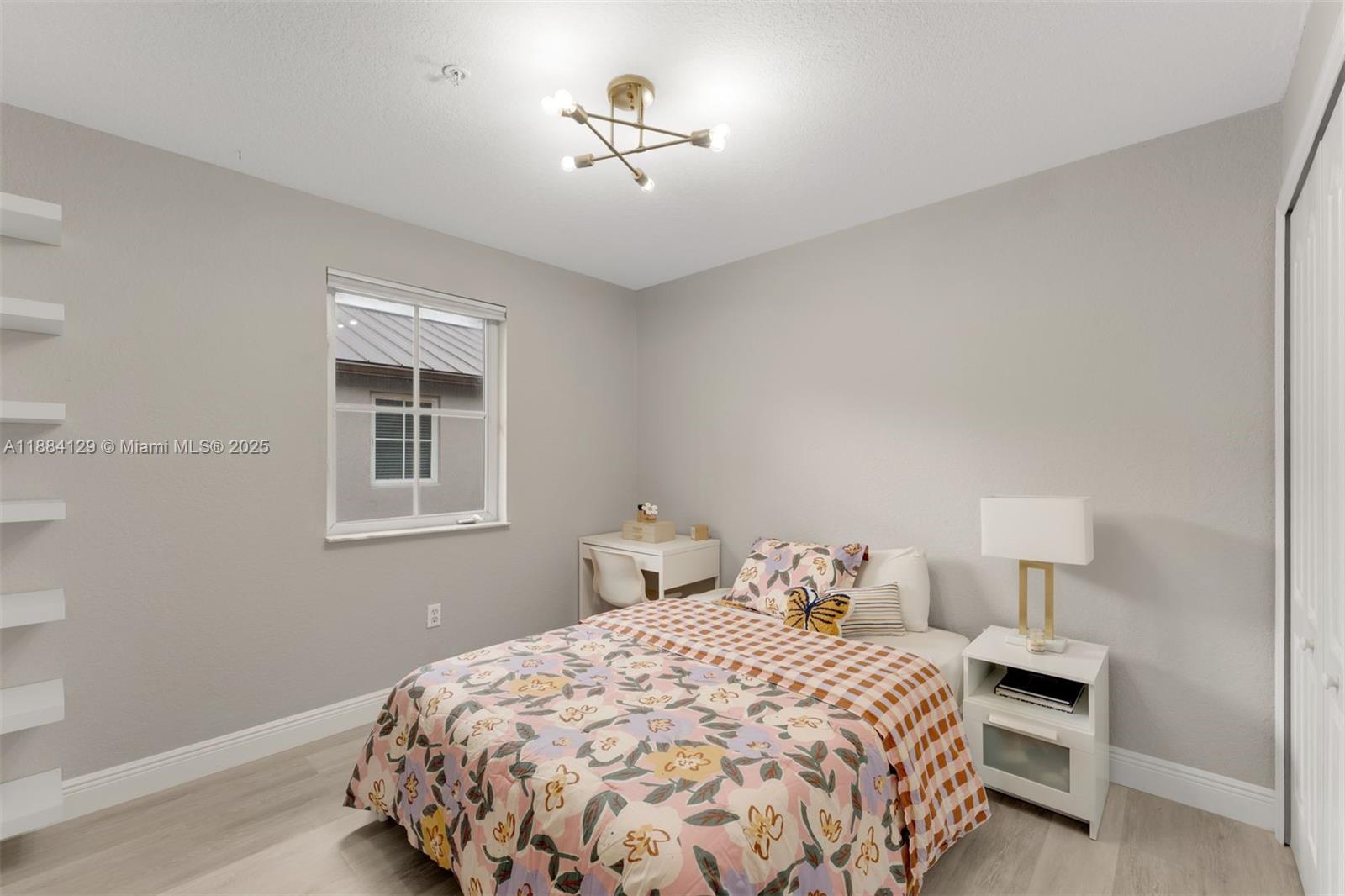 4381 SW 160th Ave # 208