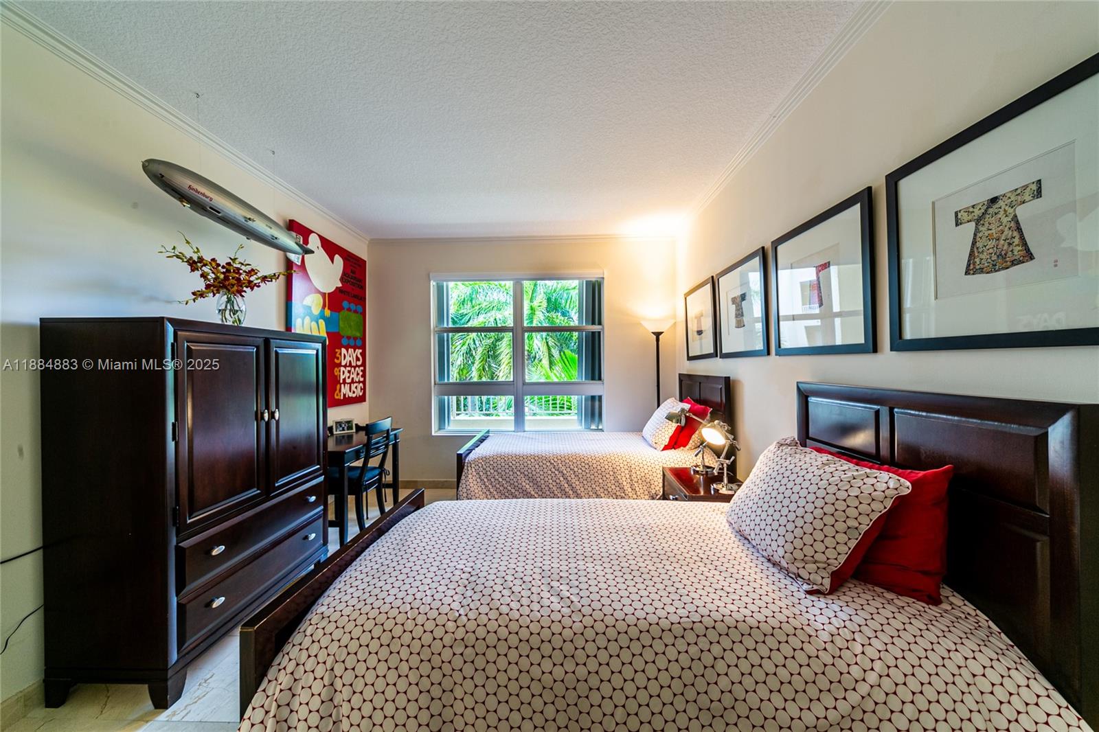 707 Crandon Blvd # 408