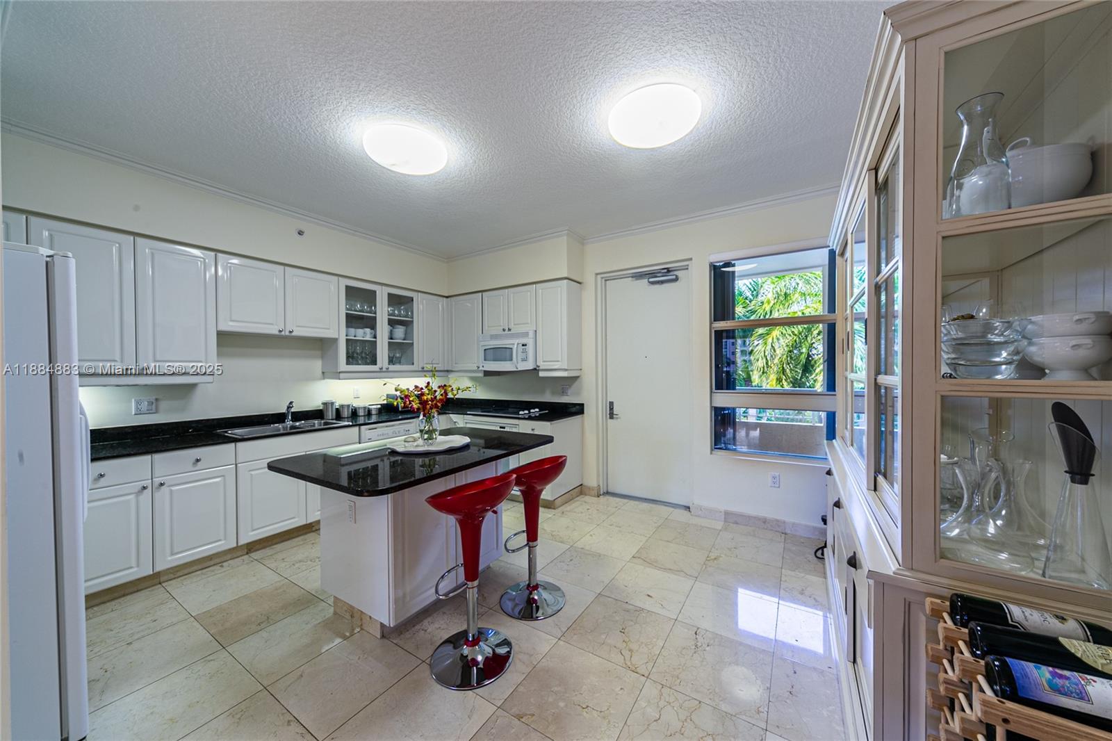 707 Crandon Blvd # 408