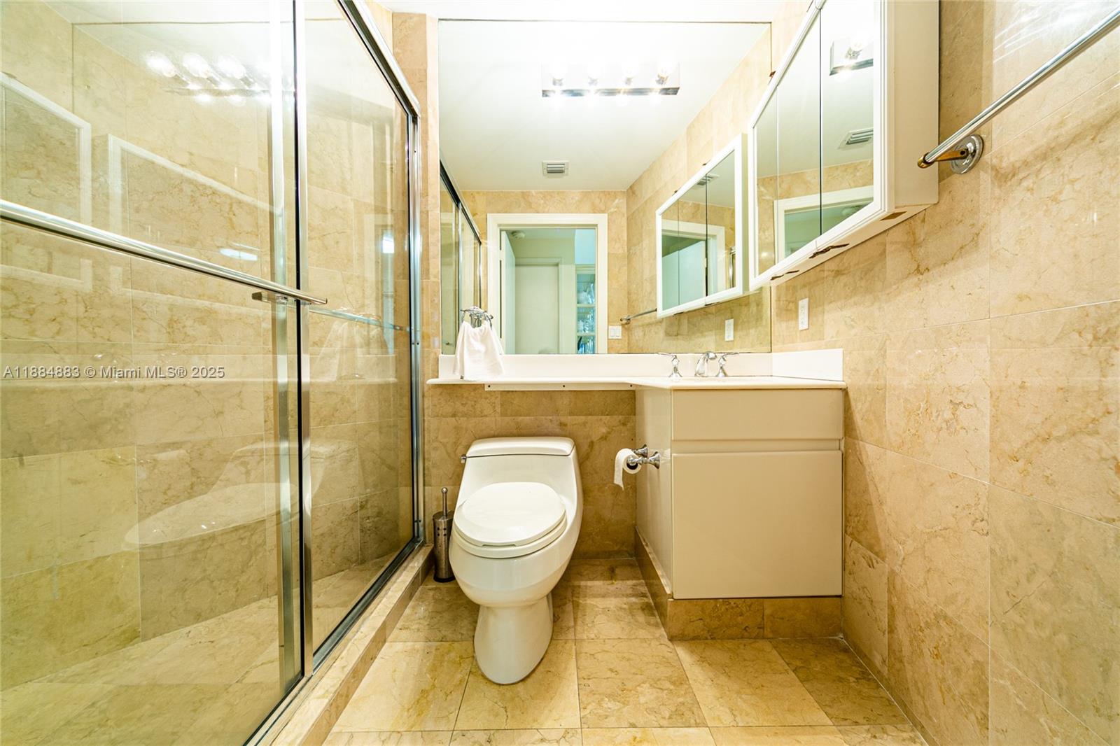 707 Crandon Blvd # 408