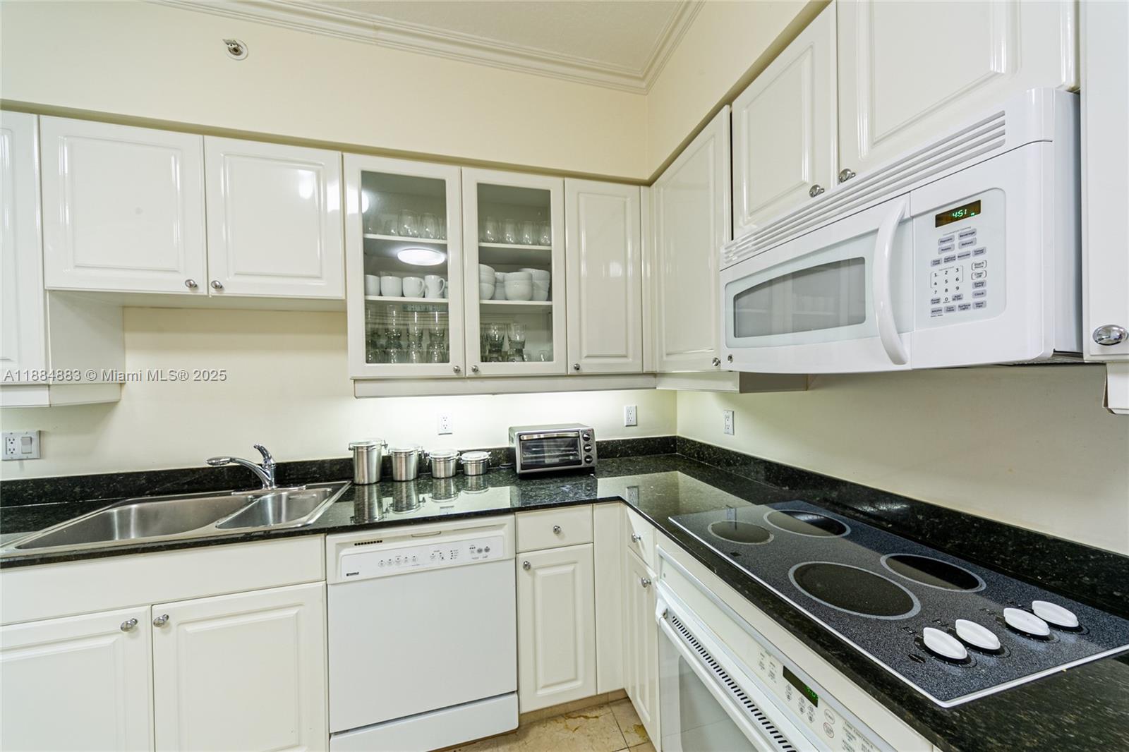 707 Crandon Blvd # 408