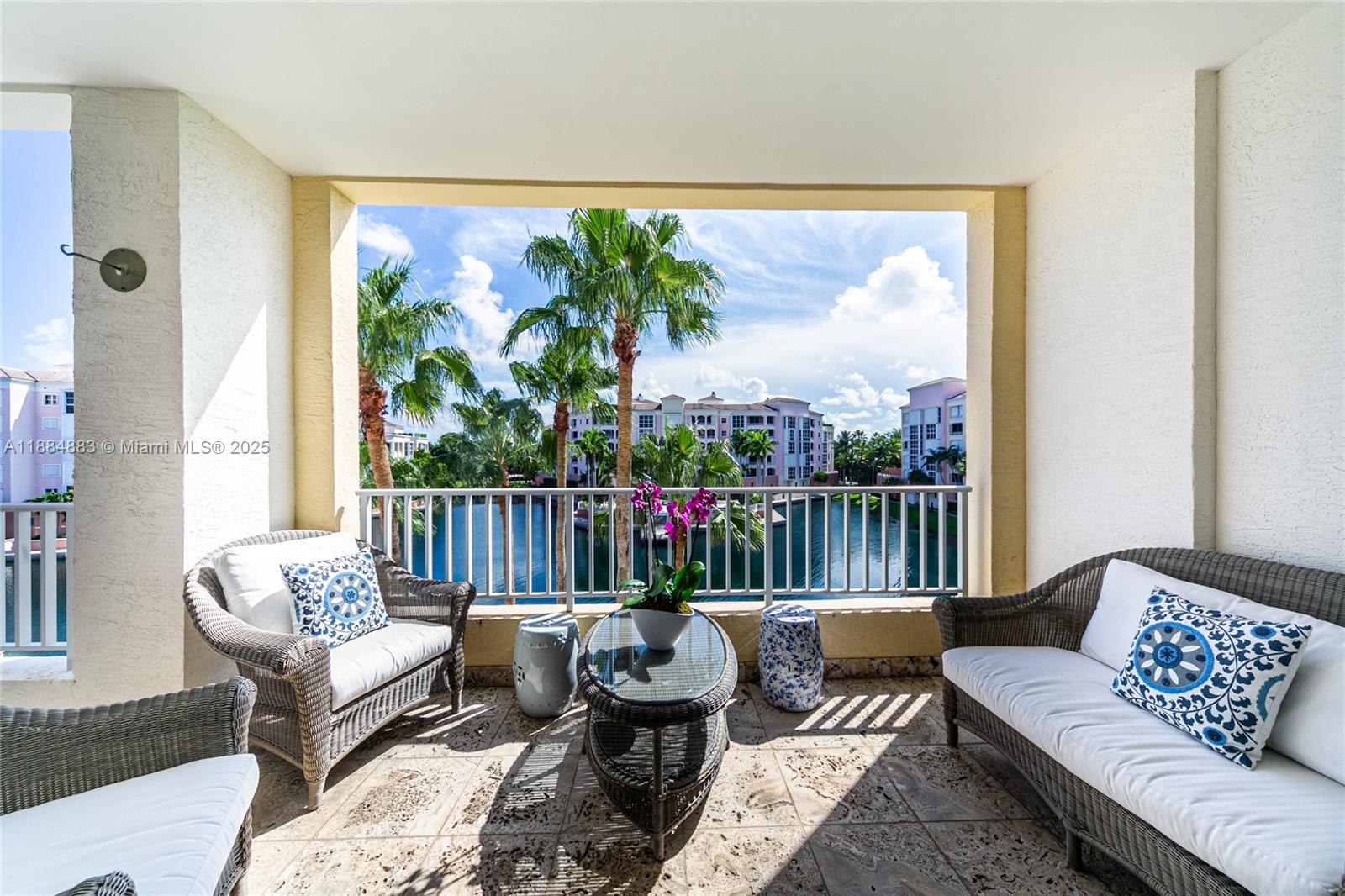 707 Crandon Blvd # 408