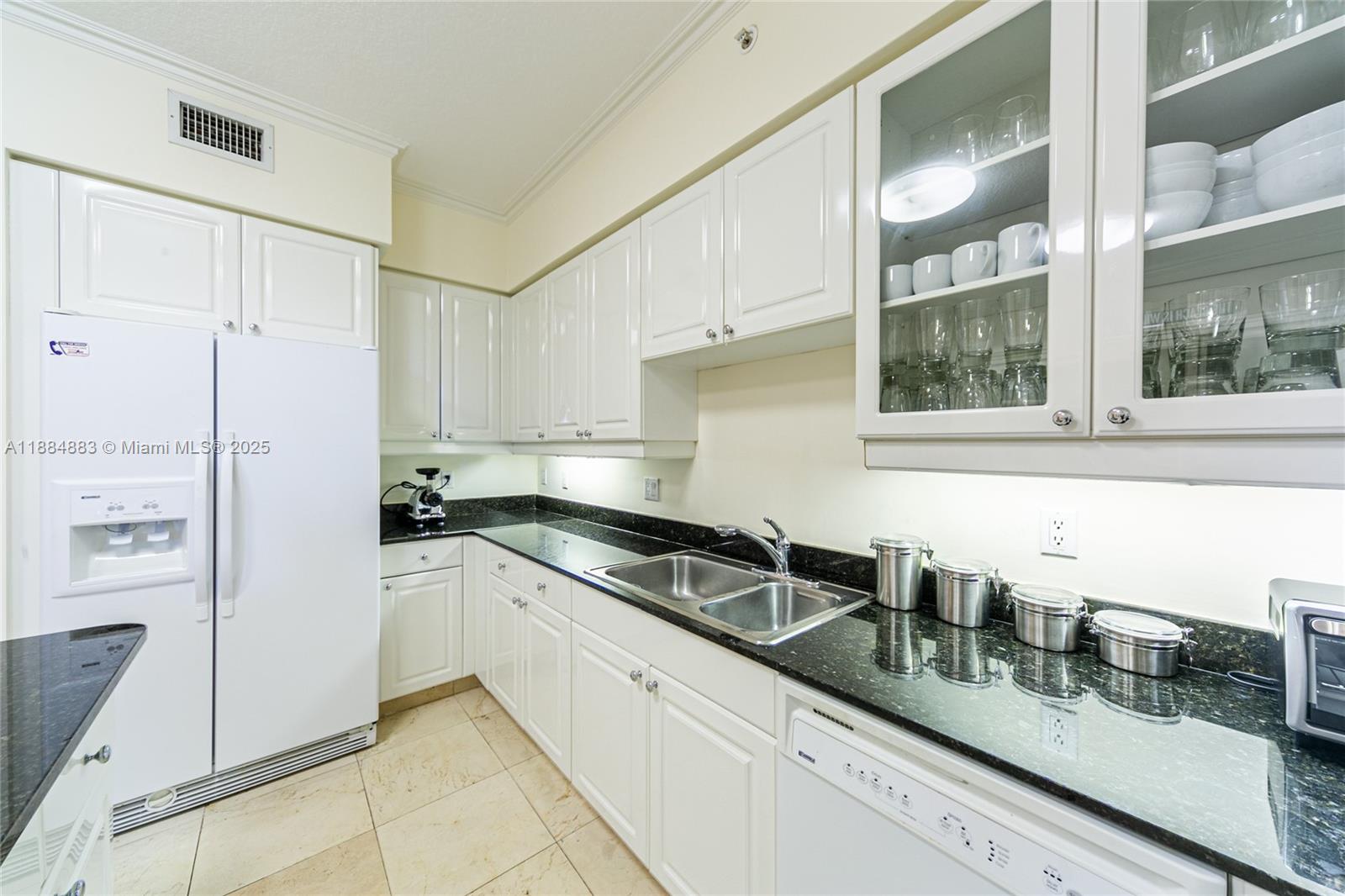 707 Crandon Blvd # 408