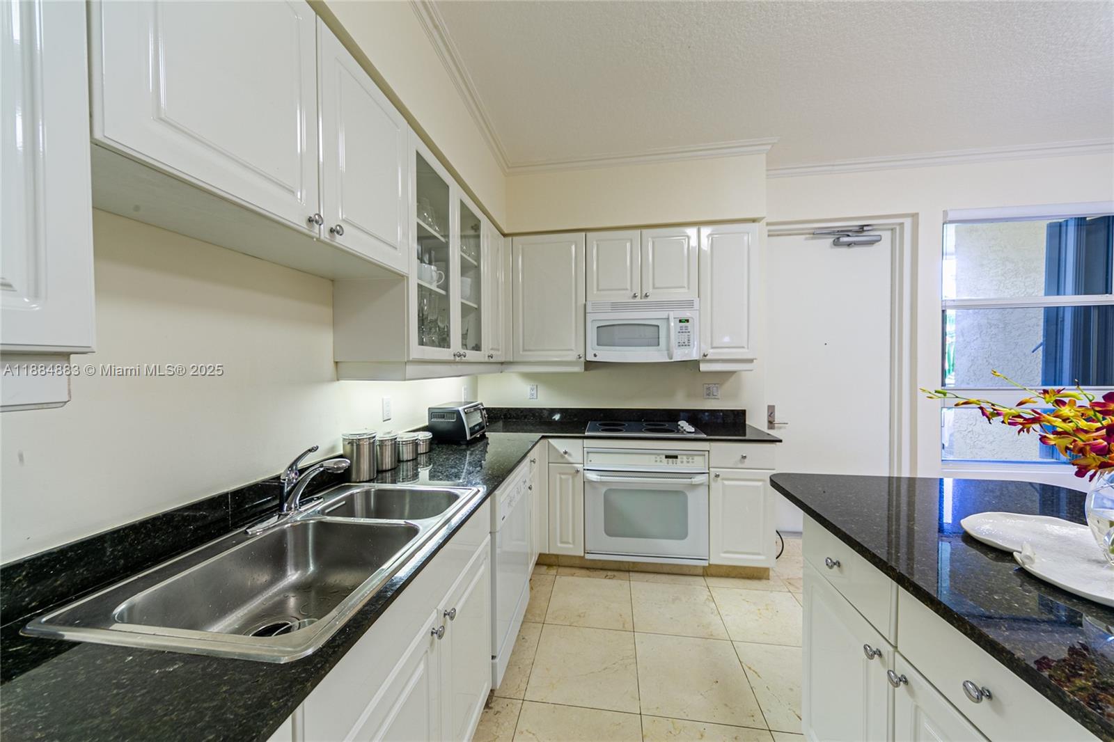 707 Crandon Blvd # 408