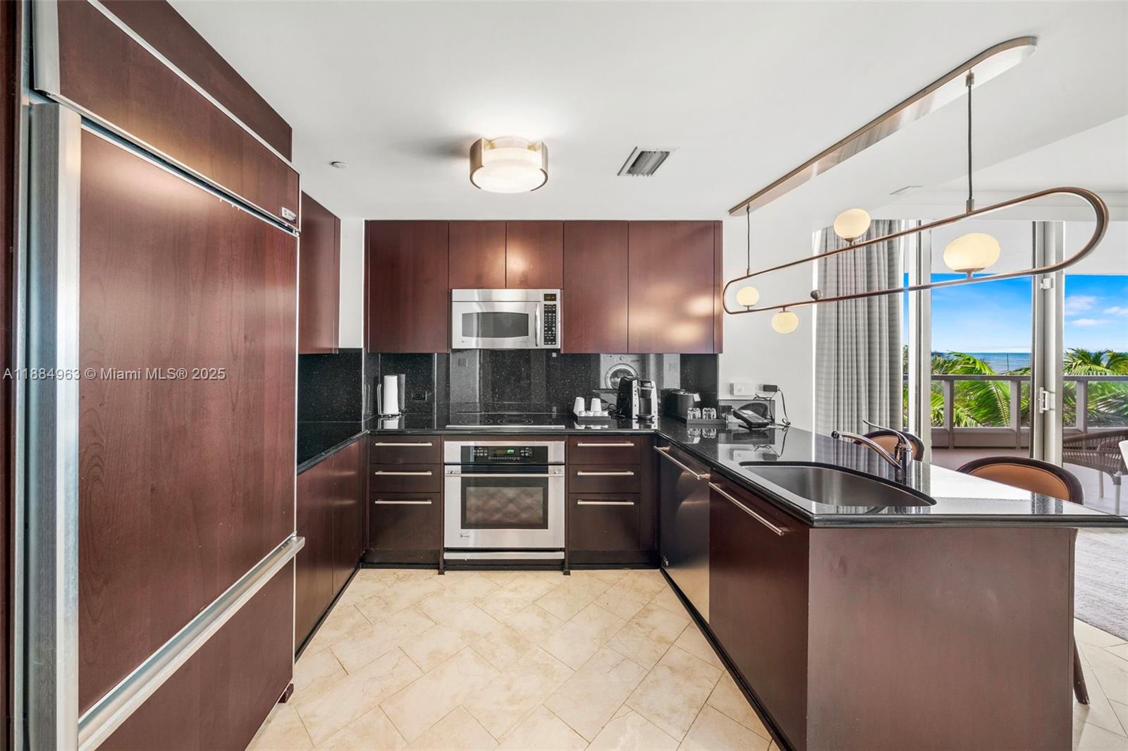 4391 Collins Ave # 410