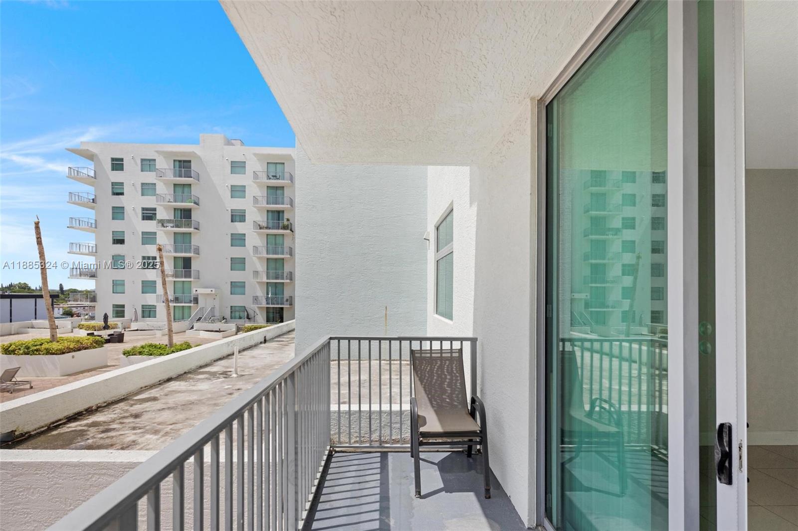 140 S Dixie Hwy # 512