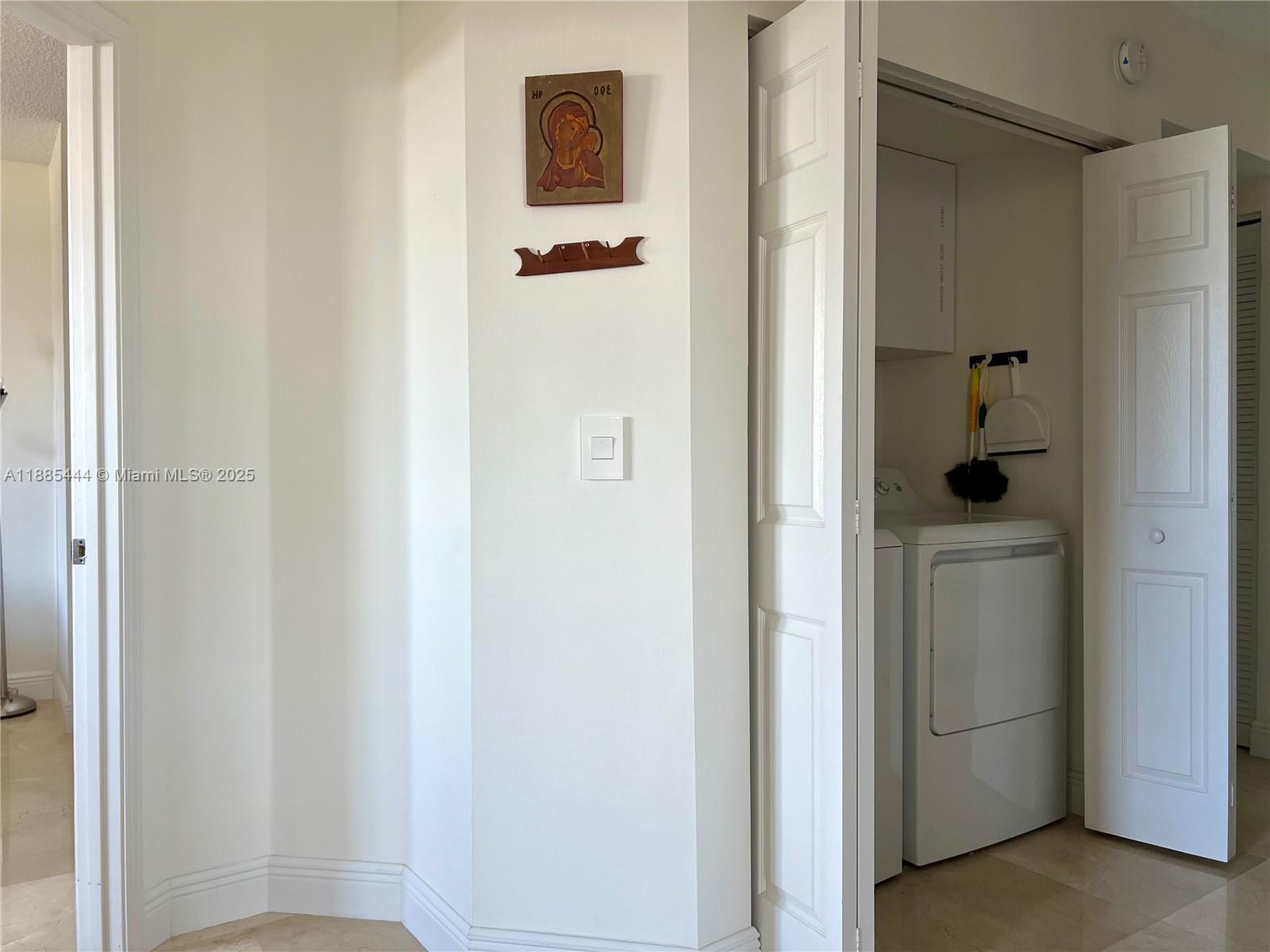 651 Okeechobee Blvd # 811