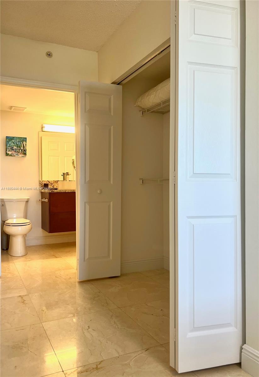 651 Okeechobee Blvd # 811