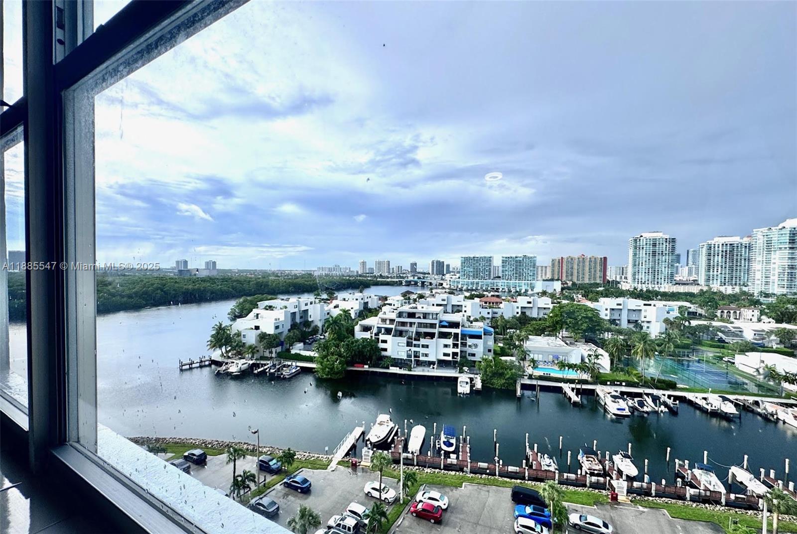 400 Kings Point Dr # 1224