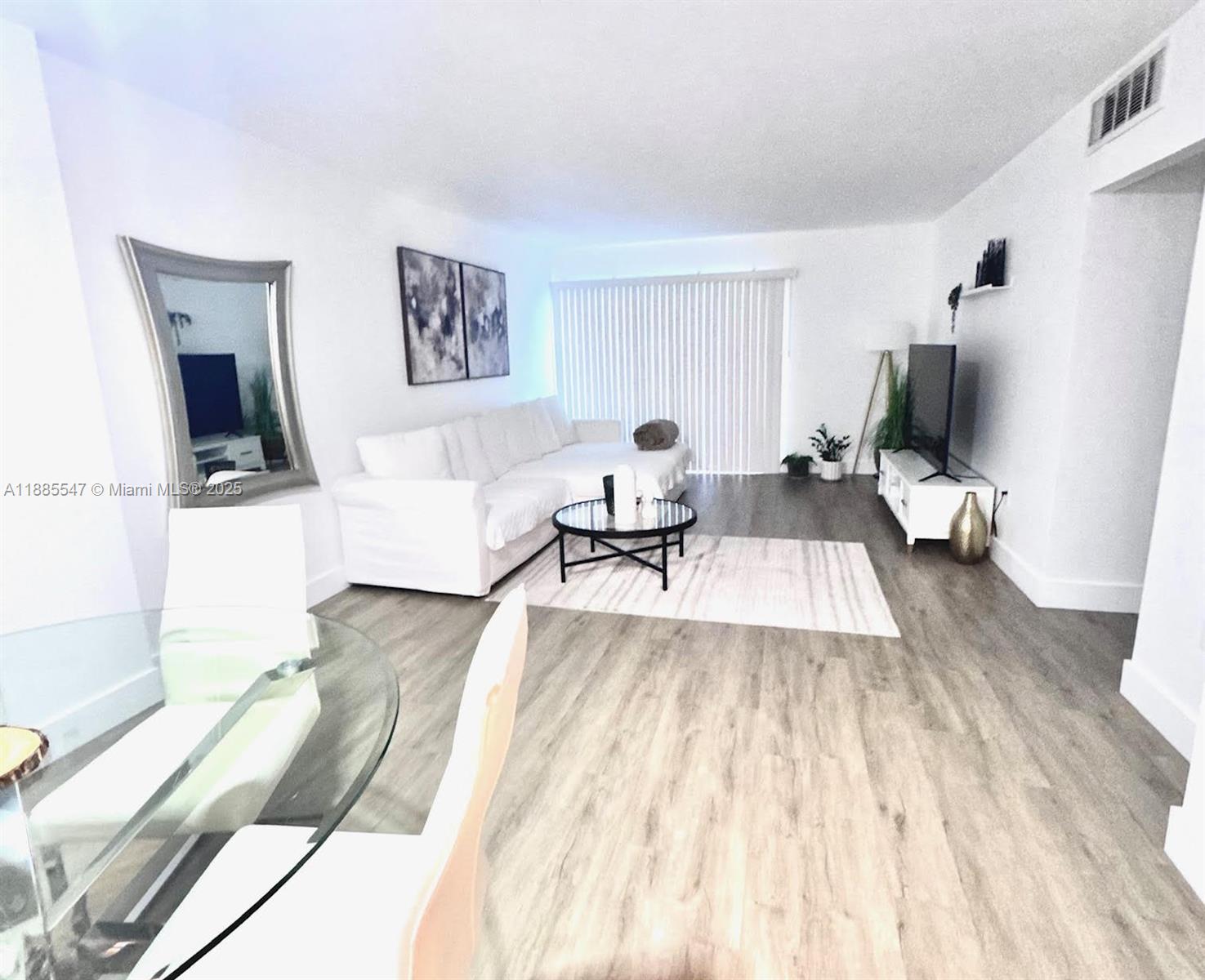 400 Kings Point Dr # 1224