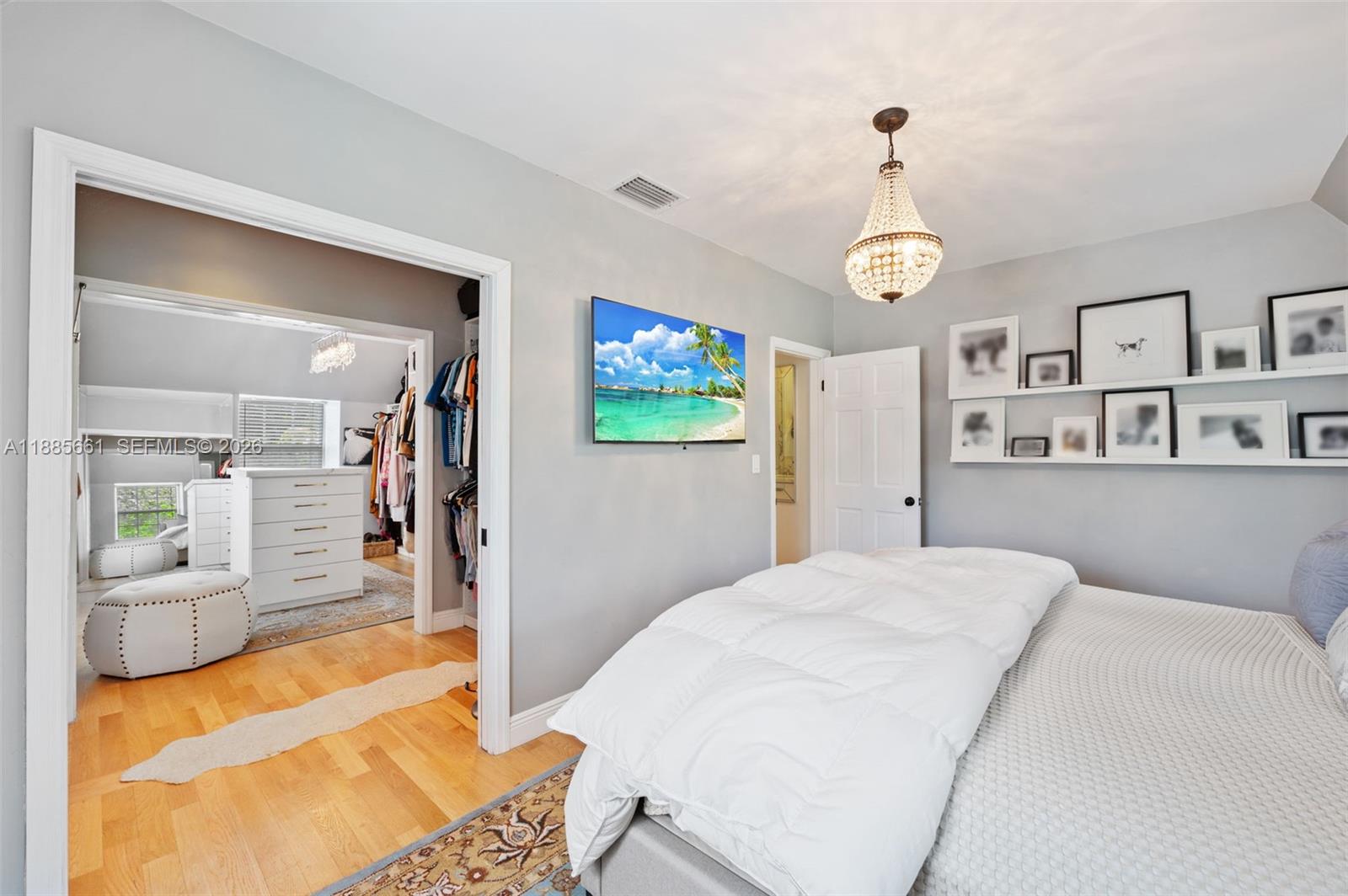 1314 Country Club Prado