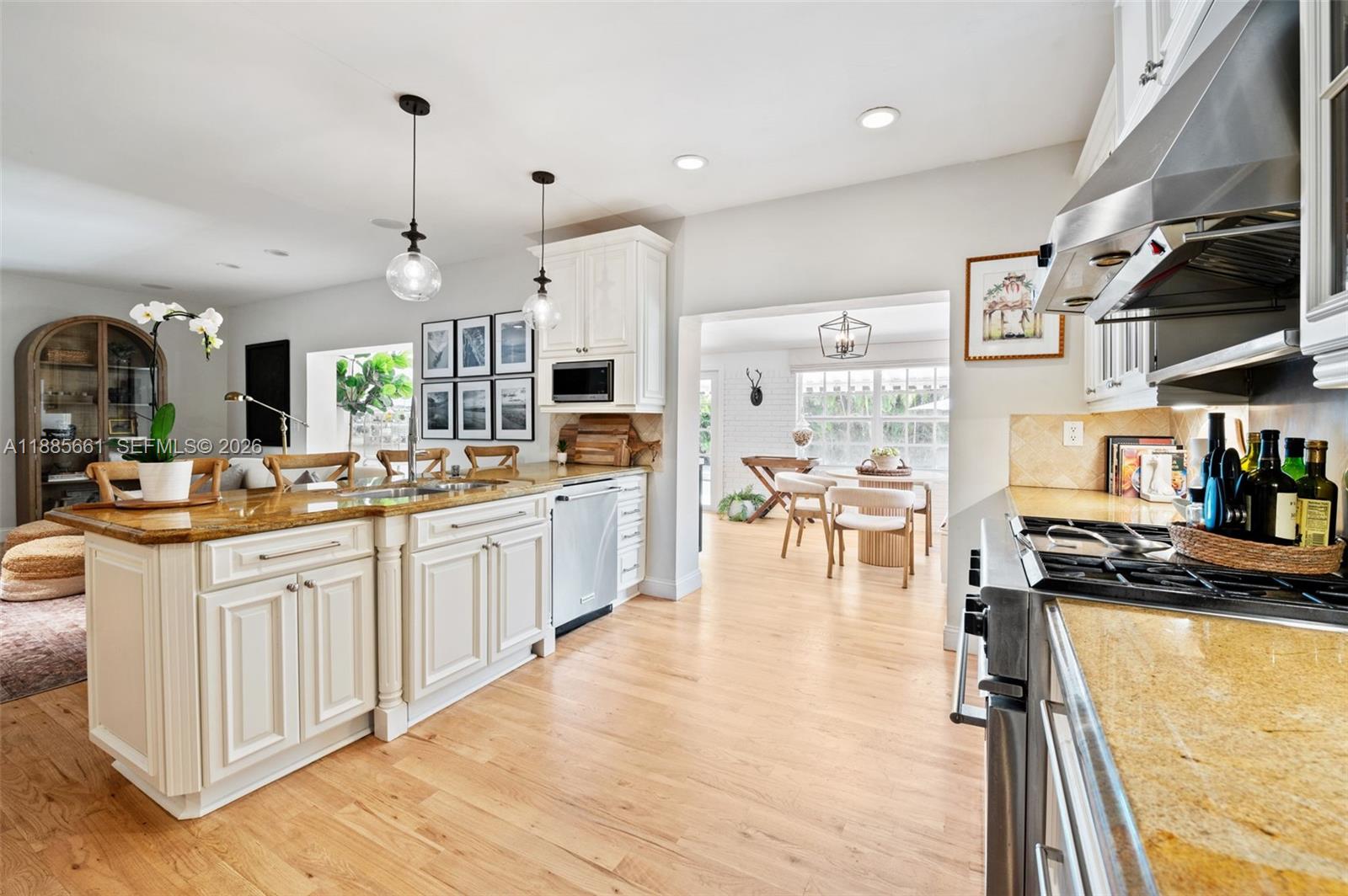 1314 Country Club Prado