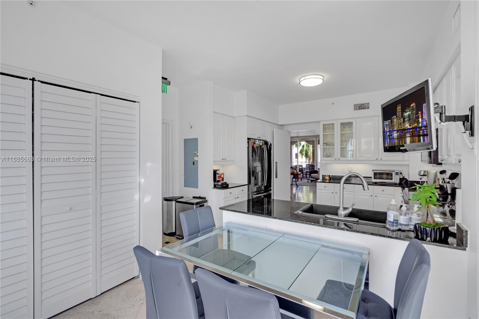 737 Crandon Blvd # 1 Unit: PH-1