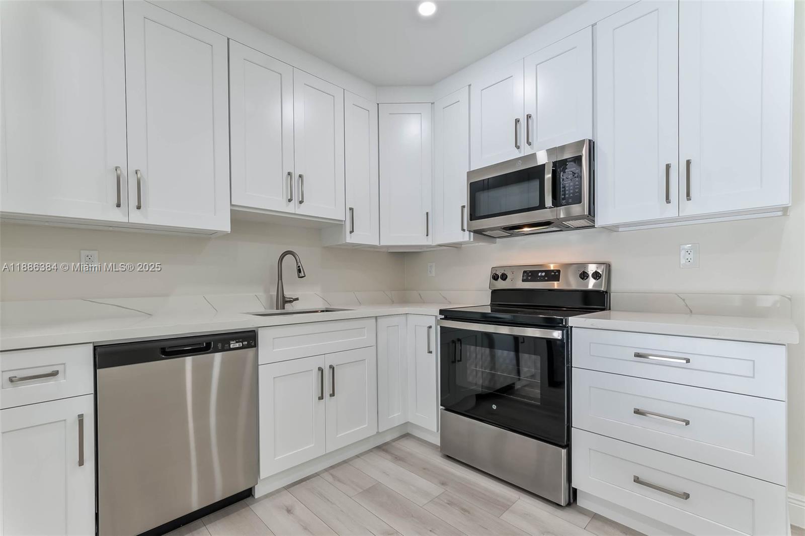 11527 SW 81st Rd # 11527