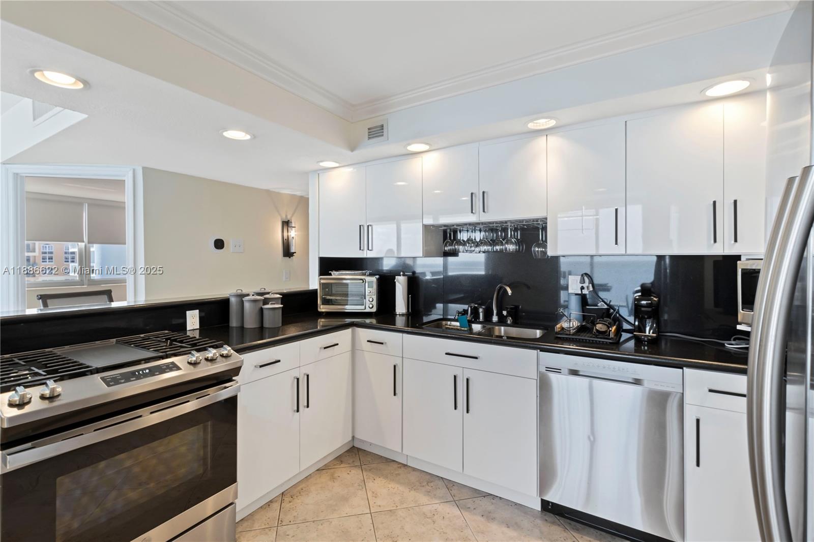 2030 S Ocean Dr # 1820