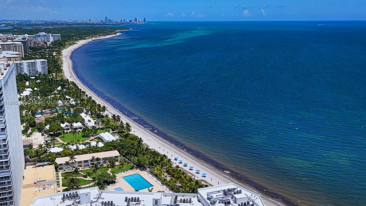 450 Grapetree Dr # 313