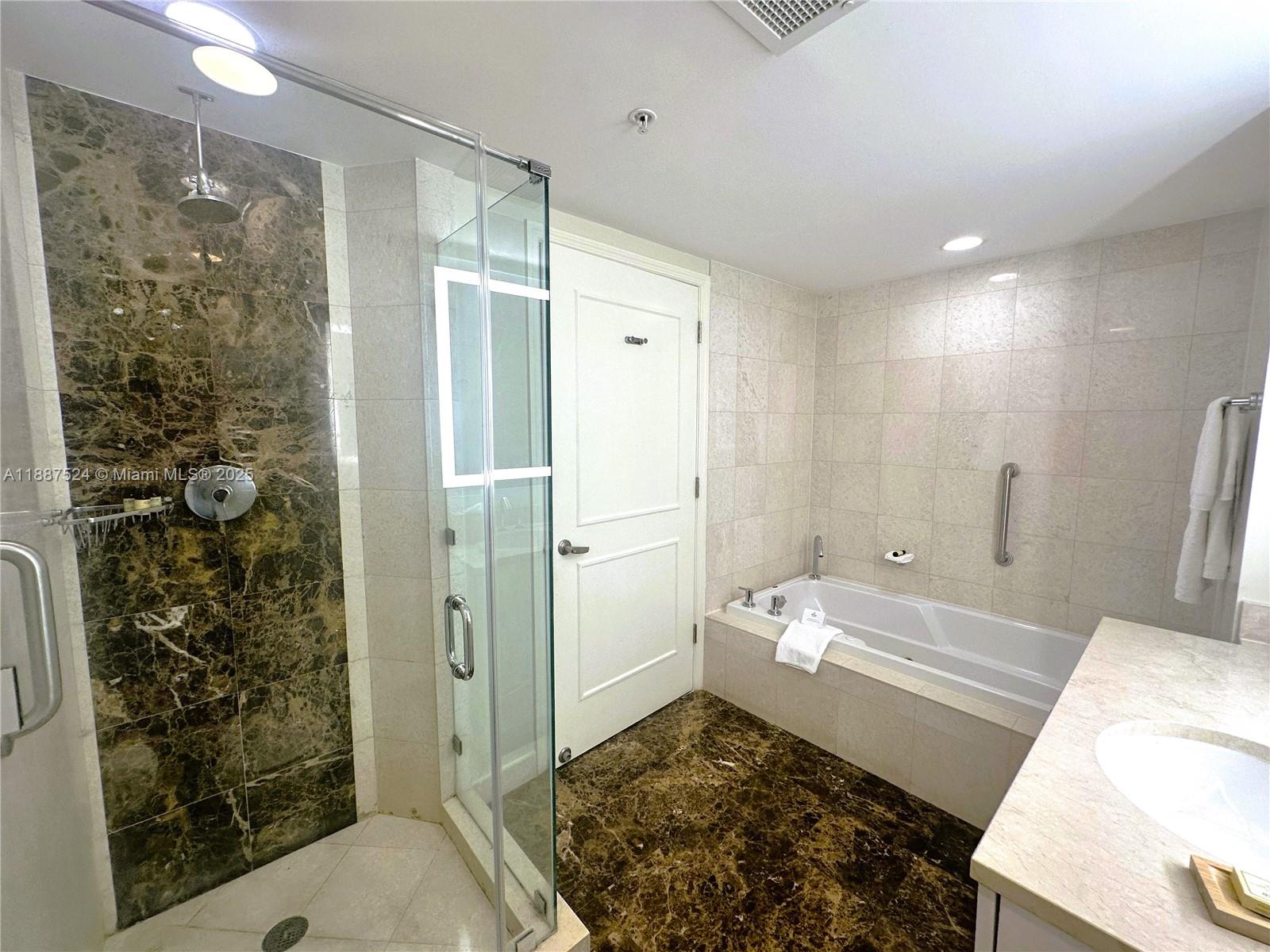 505 N Fort Lauderdale Beach Blvd Unit: 1915