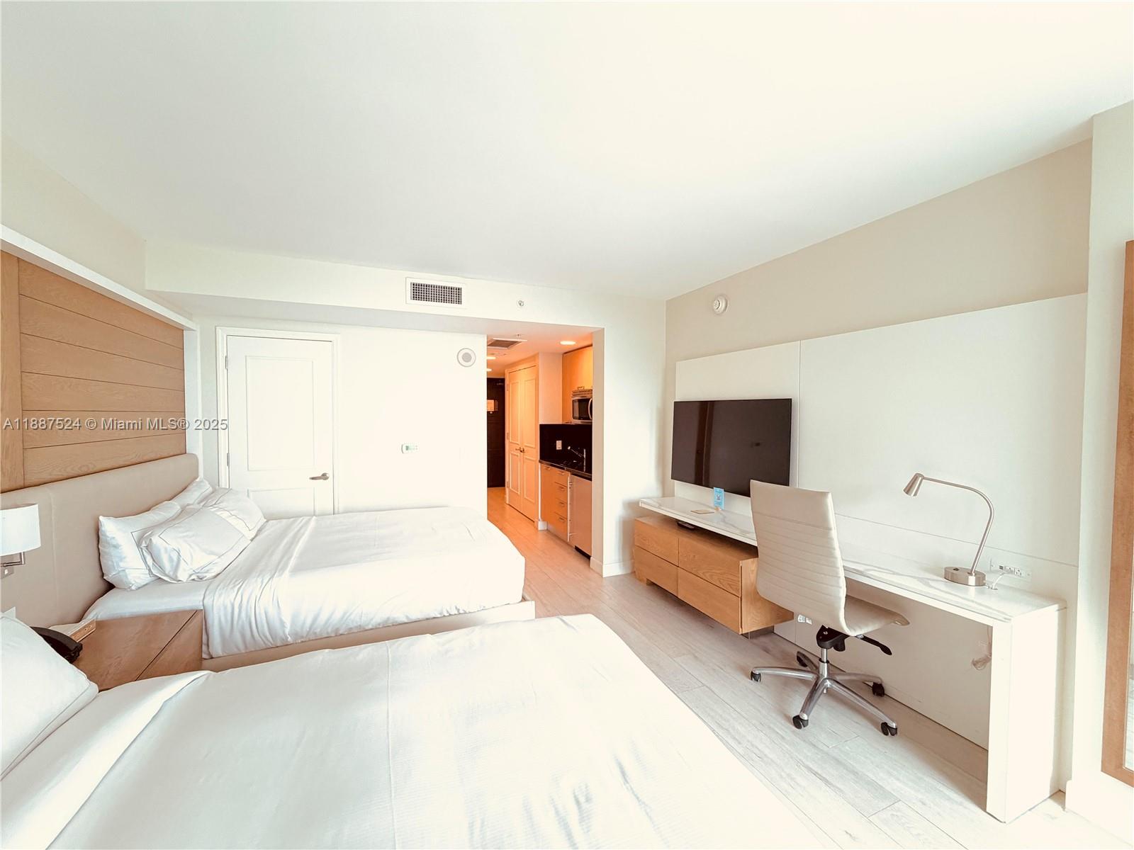 505 N Fort Lauderdale Beach Blvd Unit: 1915