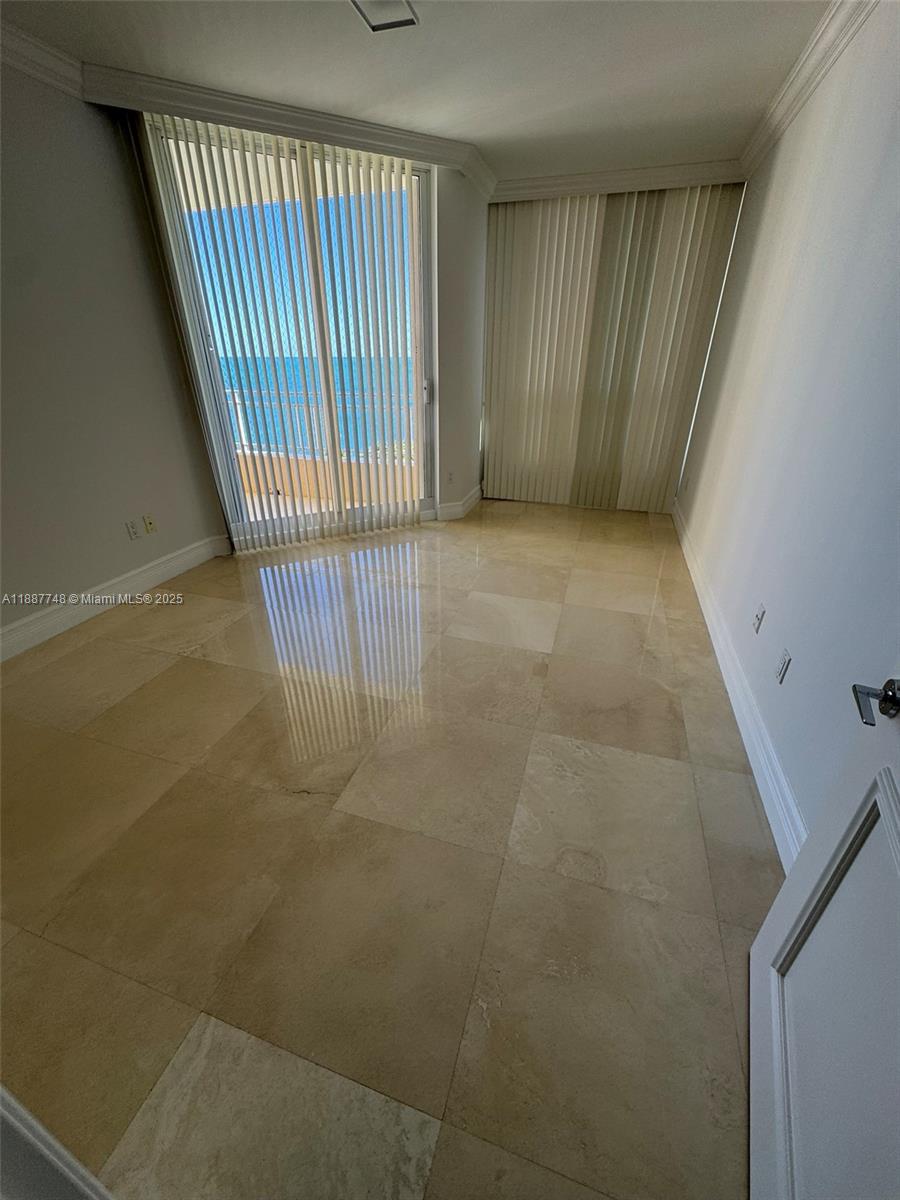 791 Crandon Blvd # 1506