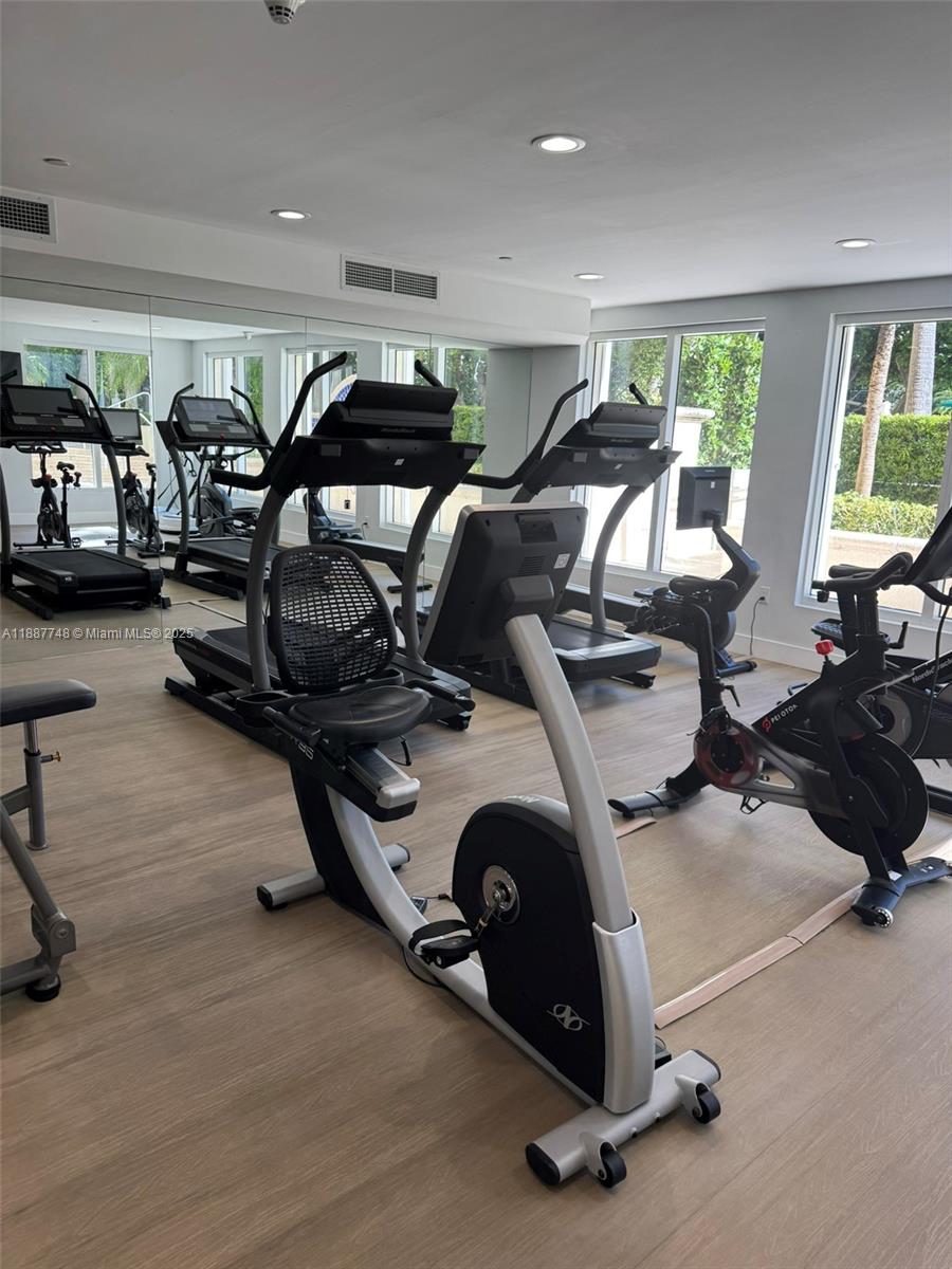 791 Crandon Blvd # 1506