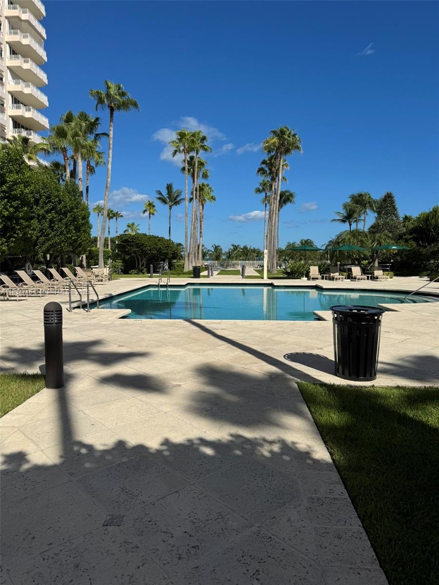 791 Crandon Blvd # 1506