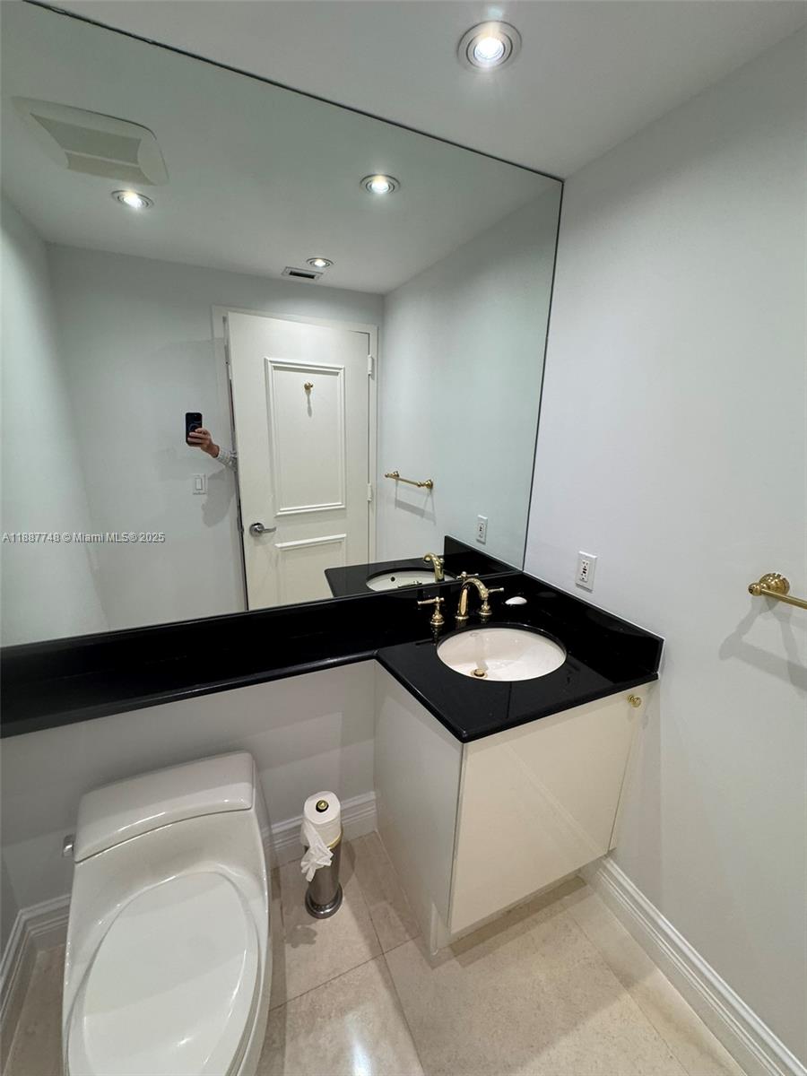 791 Crandon Blvd # 1506