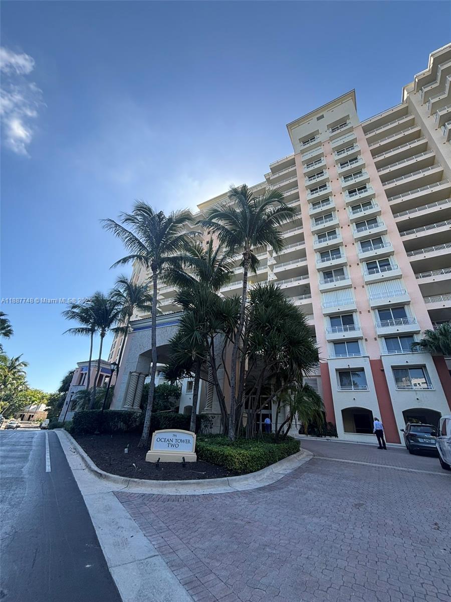 791 Crandon Blvd # 1506