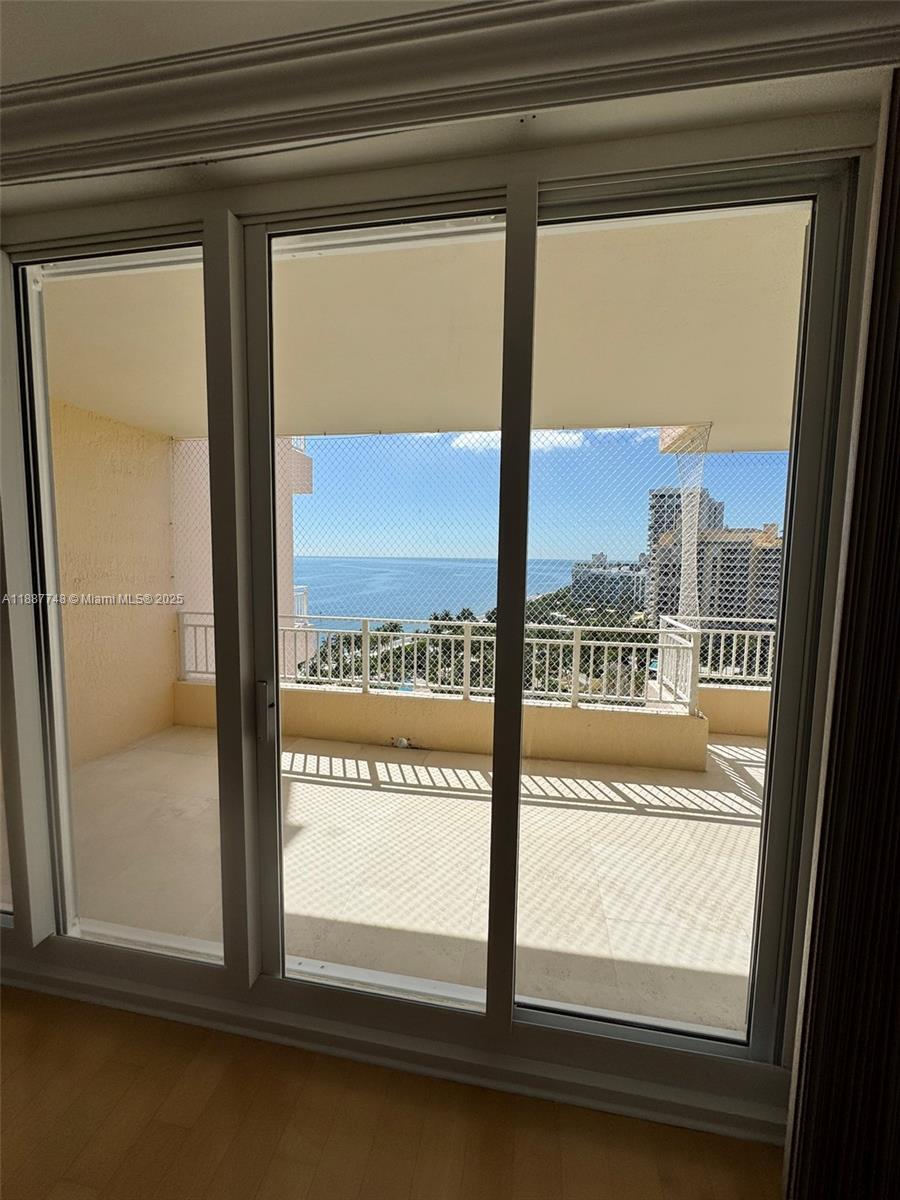 791 Crandon Blvd # 1506