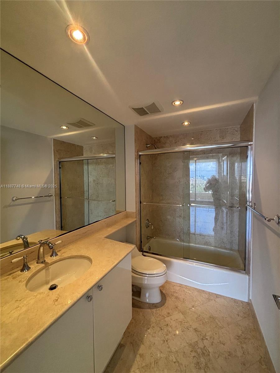 791 Crandon Blvd # 1506