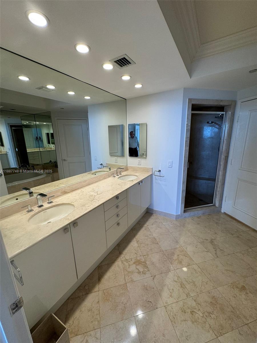 791 Crandon Blvd # 1506