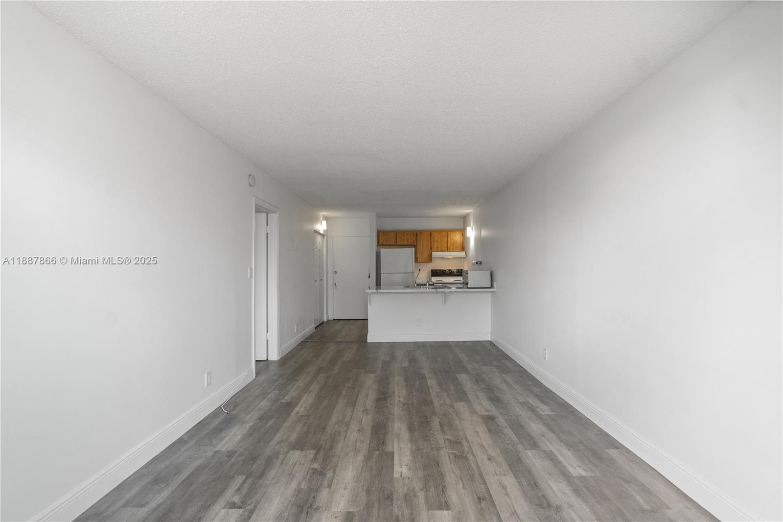 2701 Riverside Dr # B Unit: 413-B