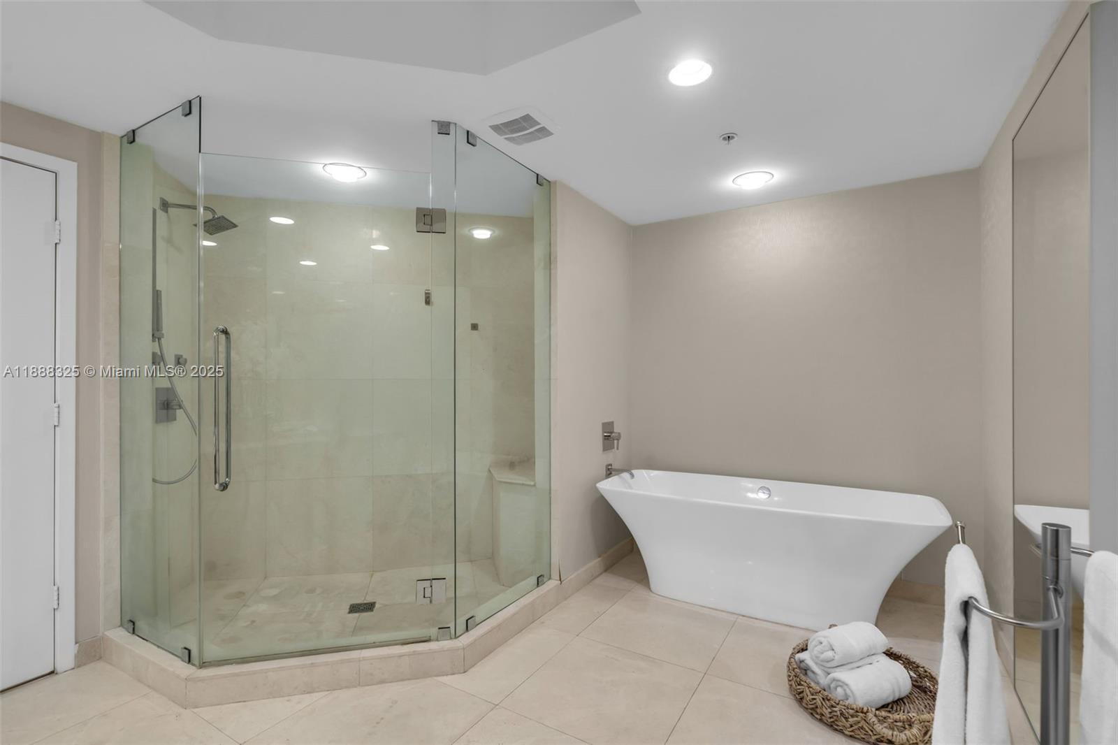 17301 Biscayne Blvd # 501