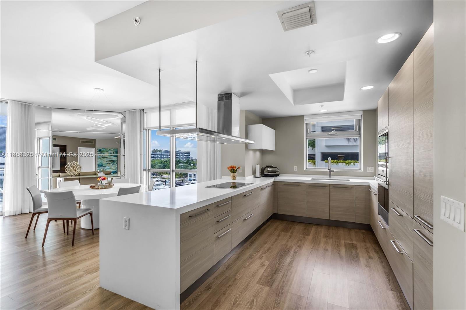 17301 Biscayne Blvd # 501