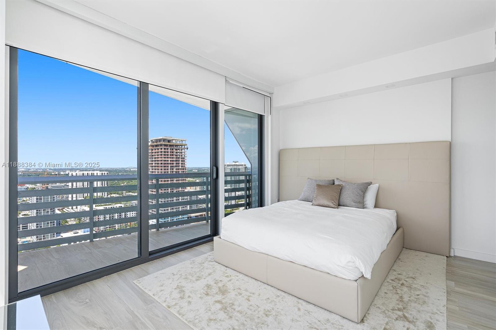 460 NE 28th St # 3508