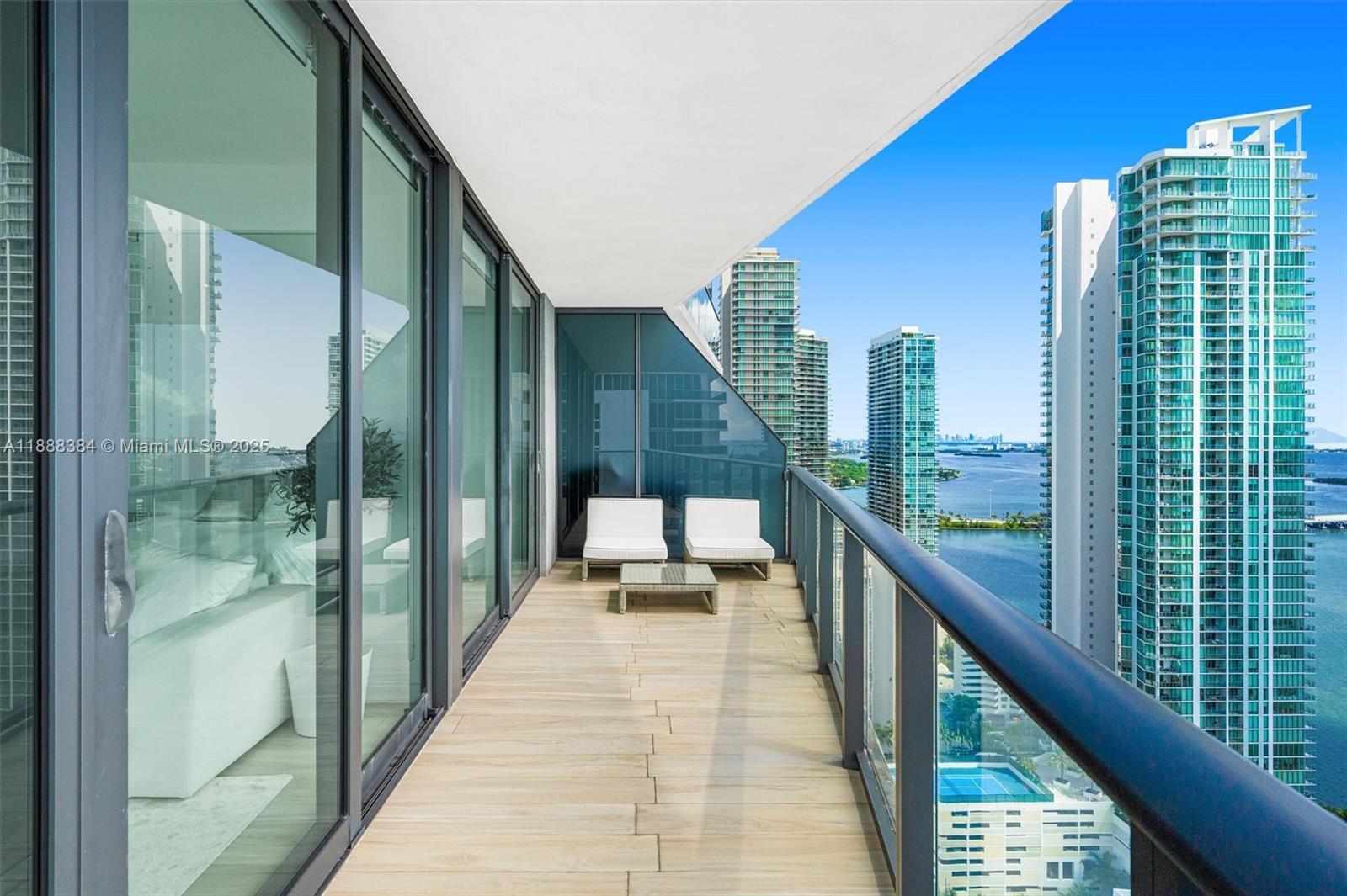 460 NE 28th St # 3508