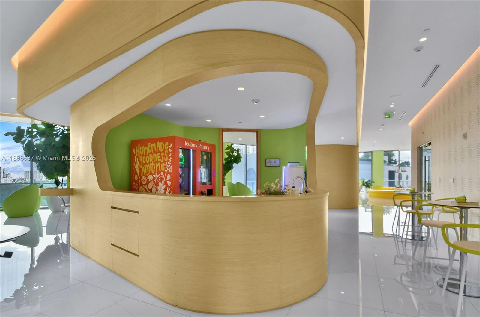 501 NE 31st St # 2002