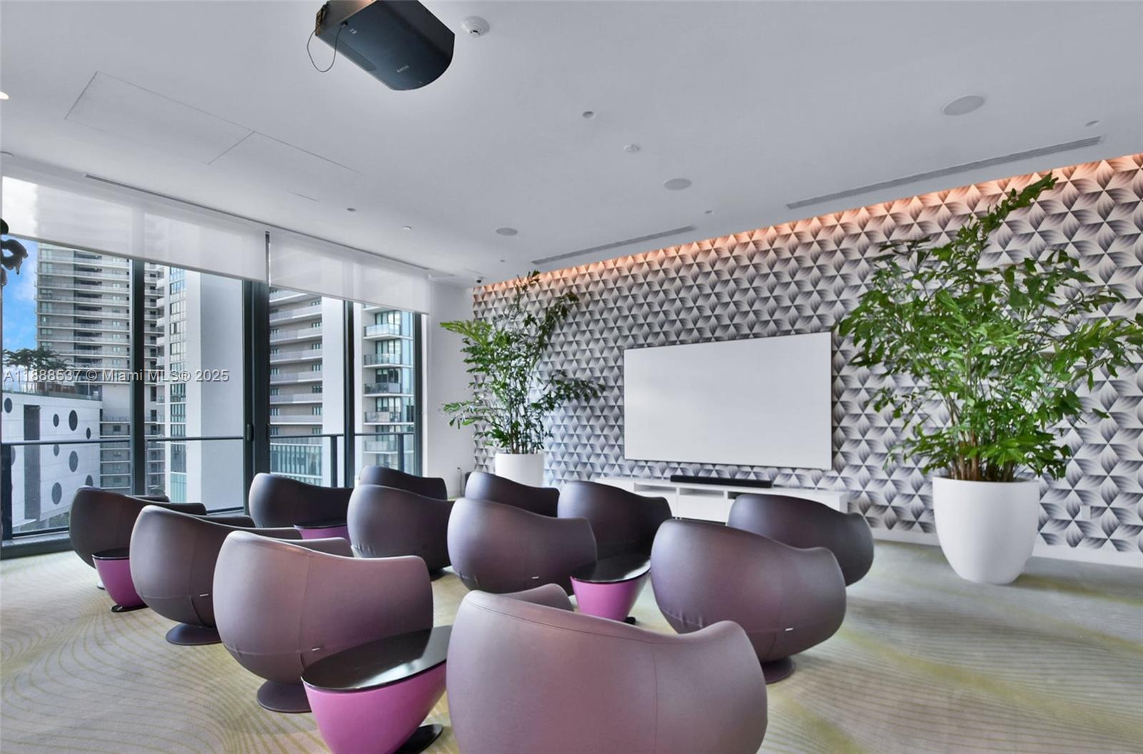 501 NE 31st St # 2002