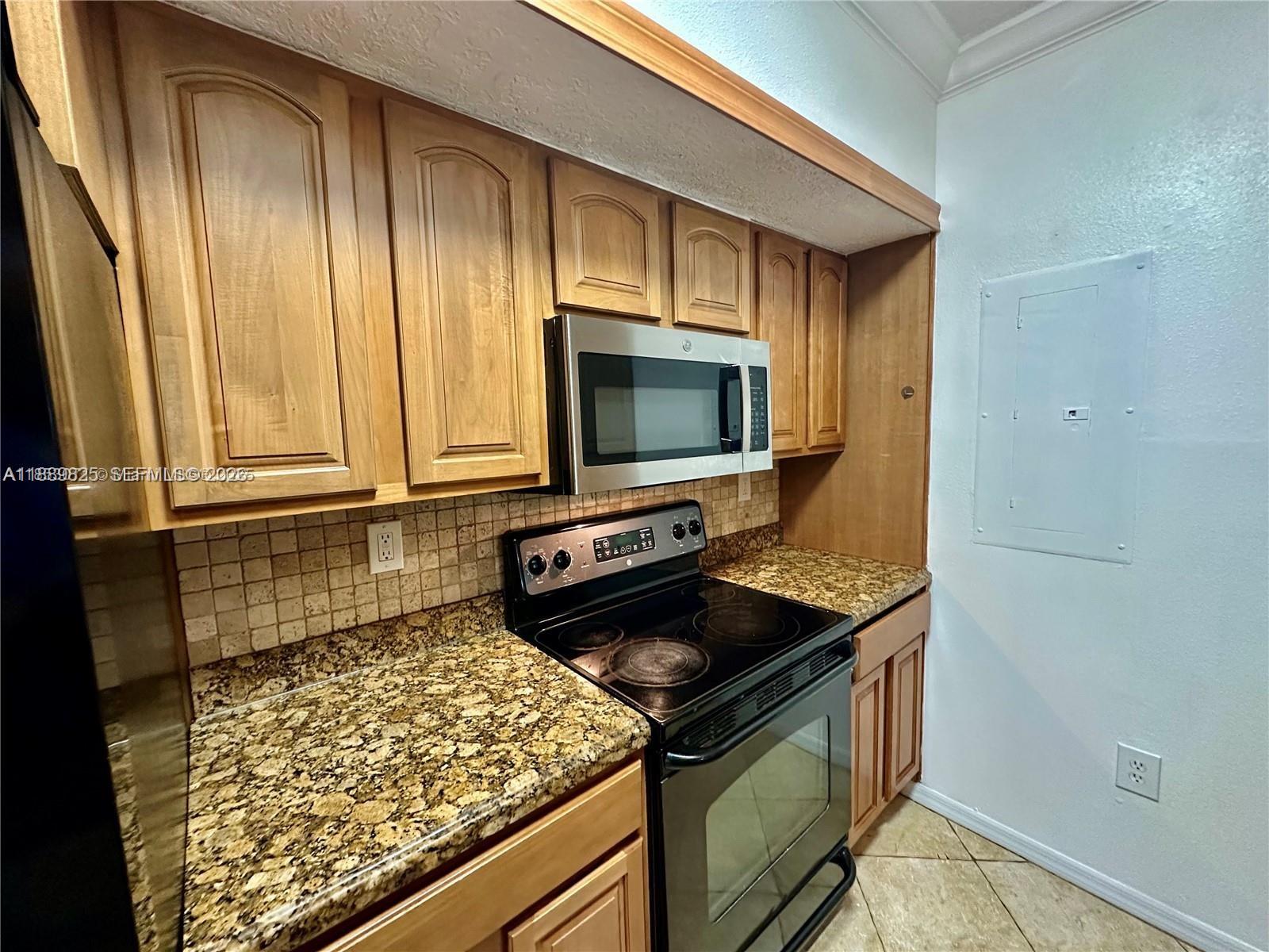 231 SW 116th Ave # 19108