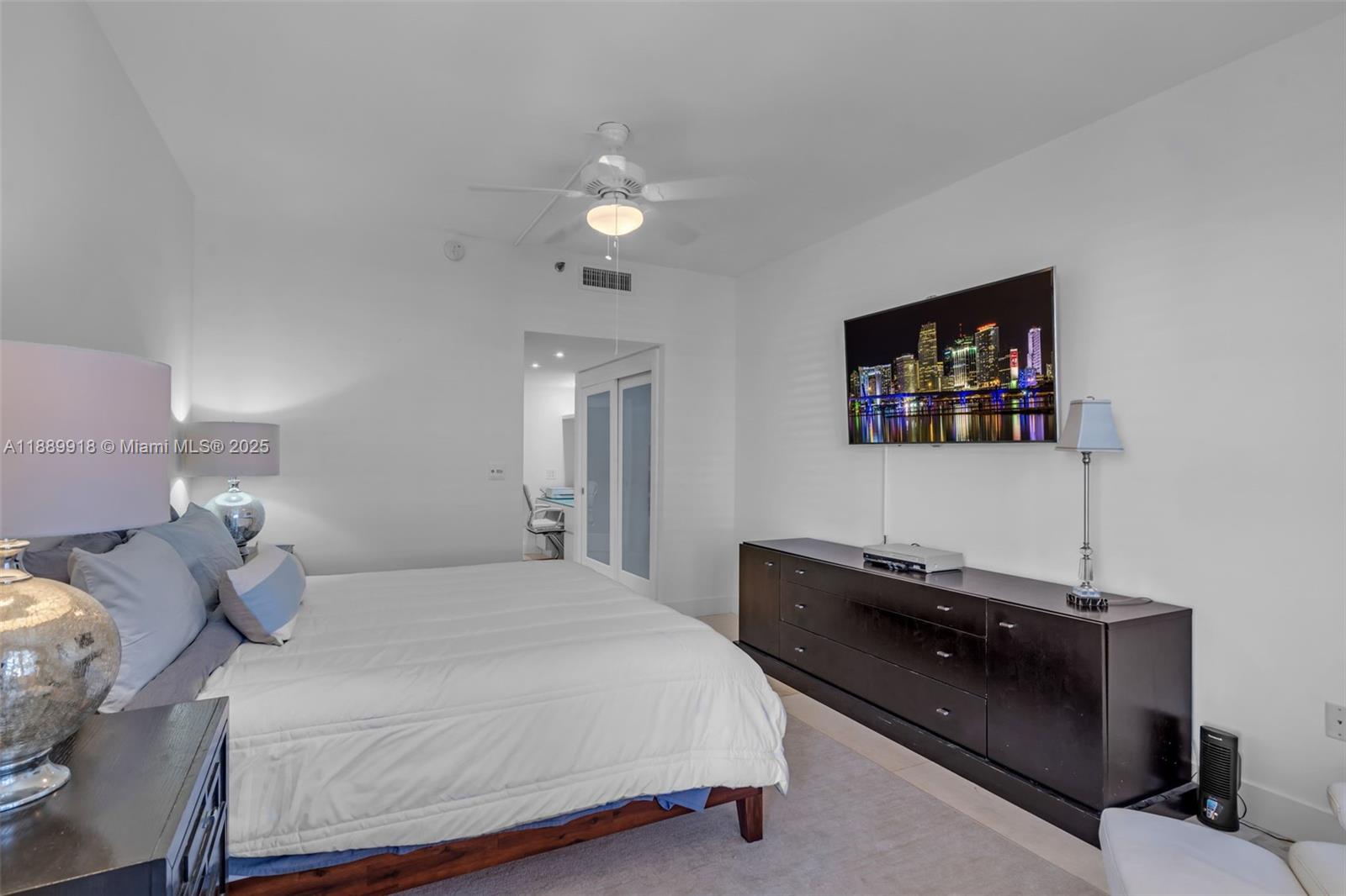 251 Crandon Blvd # 625