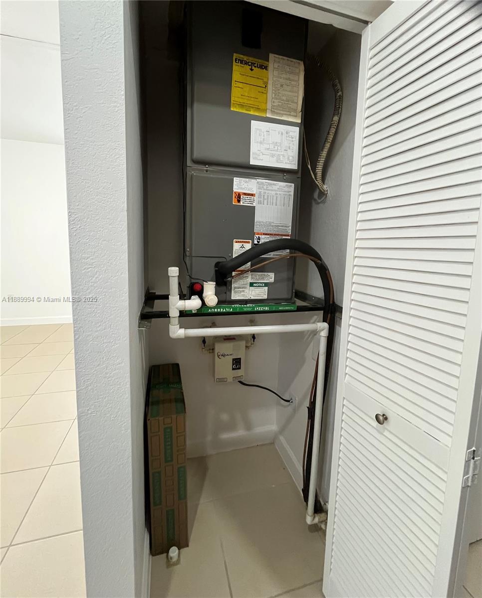 17077 SW 93rd St Rear