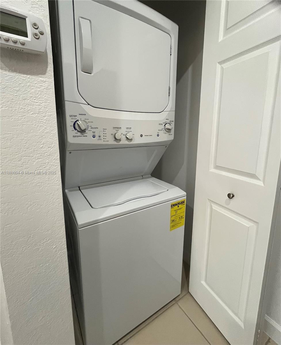 17077 SW 93rd St Rear