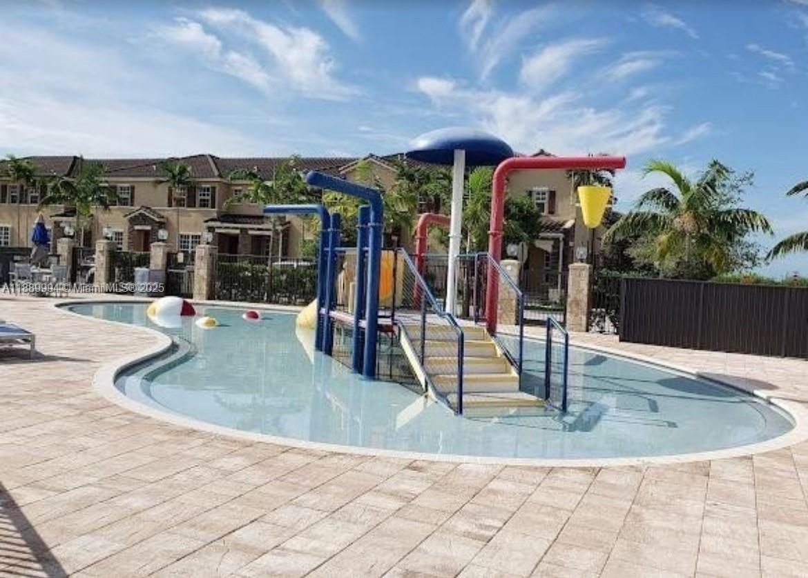 17077 SW 93rd St Rear