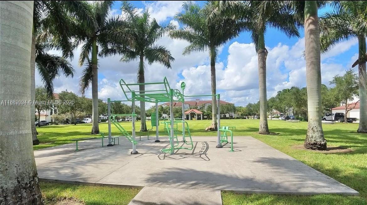 17077 SW 93rd St Rear