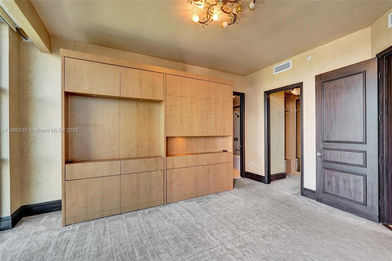 16047 Collins Ave # 2101